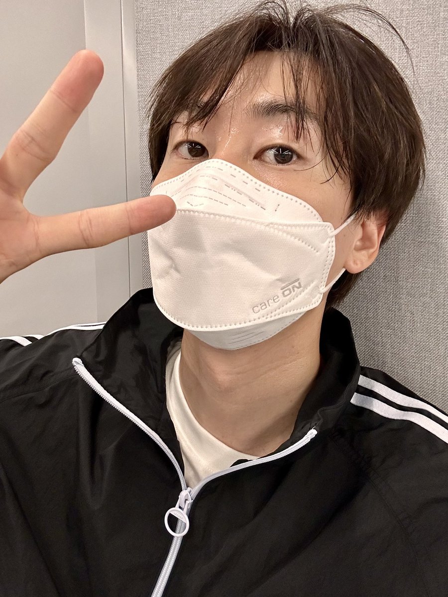 CH3_talk's tweet photo. 버블 시절 귀여운 혁재 ♡  #은혁 #Eunhyuk https://t.co/EzTyVyT8Vt