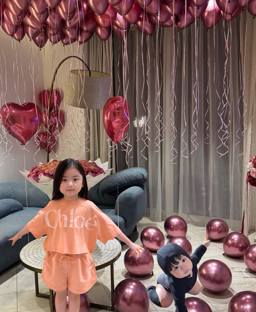 gerharna's tweet photo. Special shoutout to duo buntelan yang sudah mau bantuin yayahnya siapin kejutan kecil untuk ibun.🌷🍓 https://t.co/Tk3doPzPej