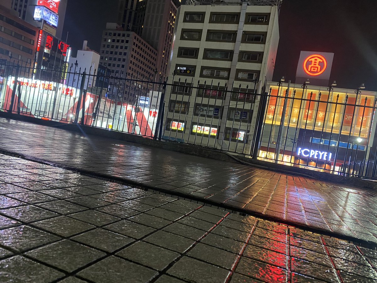 anon_1201427's tweet photo. また野宿 https://t.co/bLiodcMjWW
