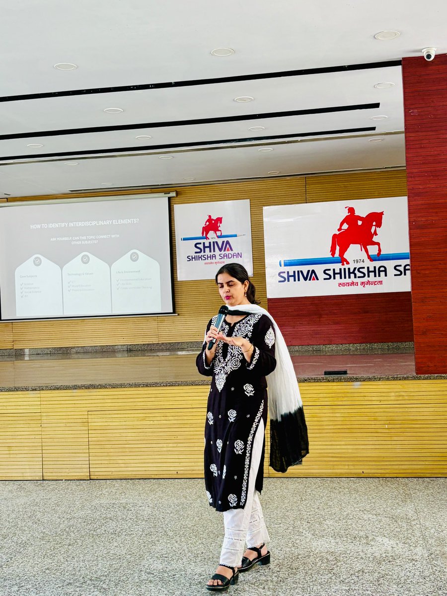 Shivashikshasa3's tweet photo. #Shivians #InterdisciplinaryLearning #ArtIntegratedLearning #InnovativeLessonPlanning #TeacherEmpowerment #ExperientialLearning https://t.co/siqGGMojEe