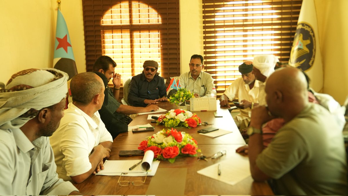 antkly79653's tweet photo. تنفيذية انتقالي أرخبيل سقطرى تعقد اجتماعًا استثنائيًا لمناقشة المستجدات السياسية وتصدر بيانًا حول الدعوات لإنشاء ما يسمى بـ"المجلس التنسيقي والتوافق السقطري"

https://t.co/ftUbJAywcO https://t.co/C5NbokxLuJ