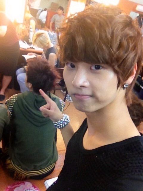 20160421_'s tweet photo. 항상곁에잇고나...
택의 일상을 가장 많이 담는 듬직동갑ㅜㅜ/// https://t.co/QhjCkLWaqp
