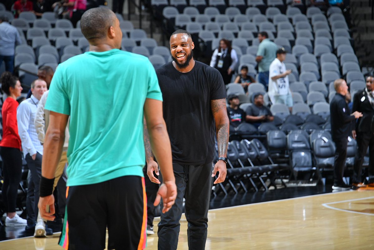 jkharris35's tweet photo. Couldn’t have asked for a better experience these past 4 years in San Antonio with an amazing organization with unbelievable people. I am appreciative of everyone on the staff who helped me along the way. Excited for this next chapter with the Orlando Magic! https://t.co/ILi4Y9K5DJ
