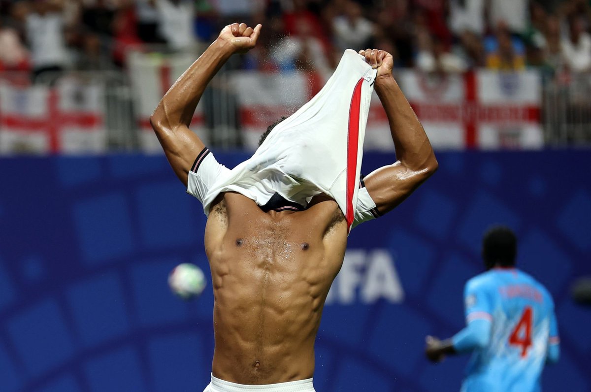 HQpcrt's tweet photo. Jude Bellingham #FIFAWorldCup https://t.co/Fpejqud1zc