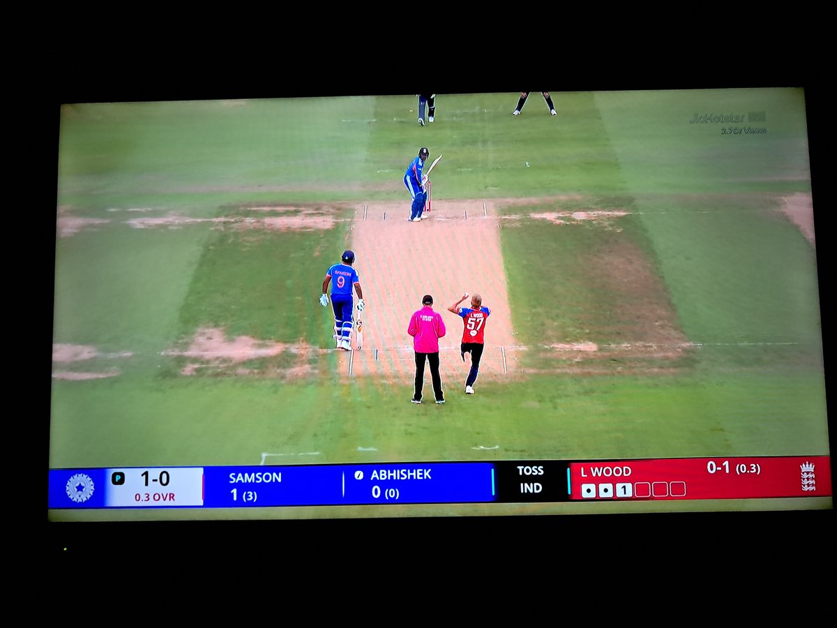 dashrajdeep28's tweet photo. What is this scoreboard man !?!? 😭😭
#jiohotstar #IndvsEng https://t.co/PuPbu15IHW