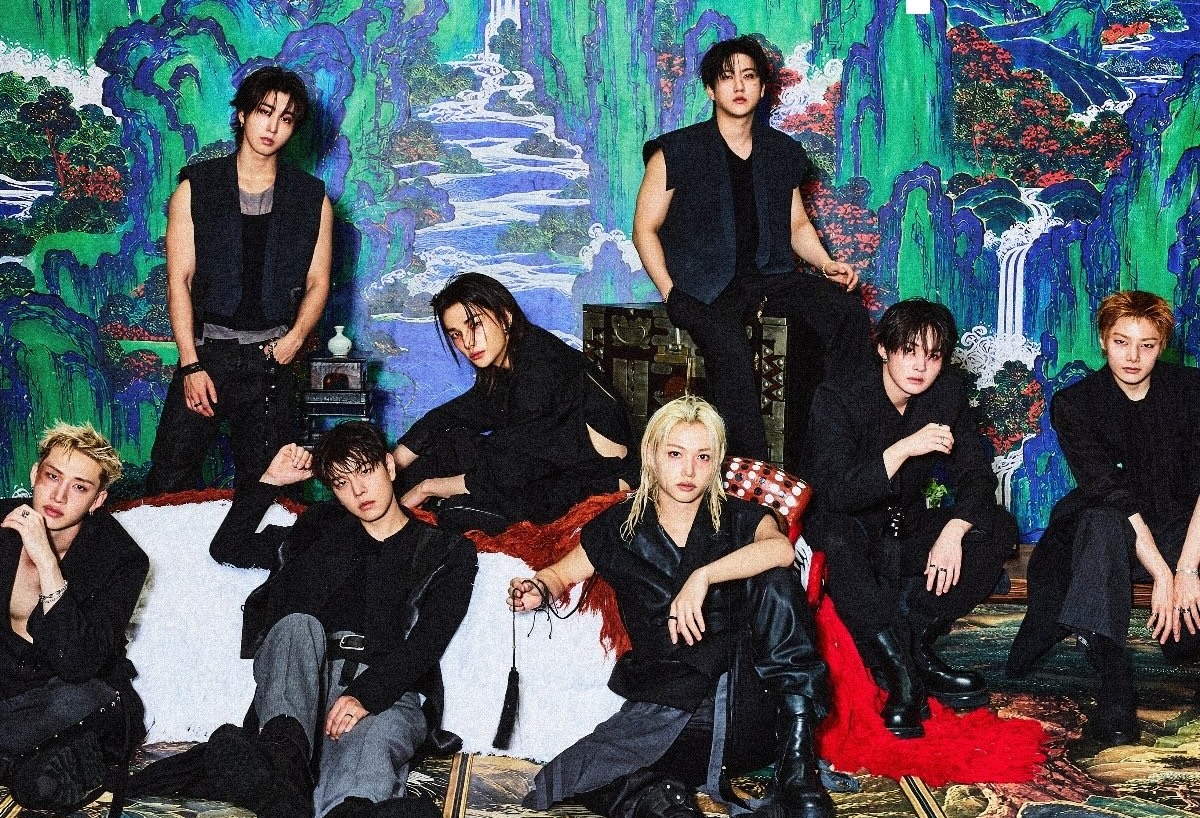 billboardskz's tweet photo. 🇯🇵 "RUN IT" by @Stray_Kids debuts on Billboard Japan Hot 100 at #26, their 13th Top 30 hit!

#26, HOT 100 🆕

#5, Hot Shot Songs 🆕
#7, Download Songs 🆕
#60, Streaming Songs 🆕

@Stray_Kids_JP #StrayKids #スキズ #RUN_IT https://t.co/1fKOWtbk3c