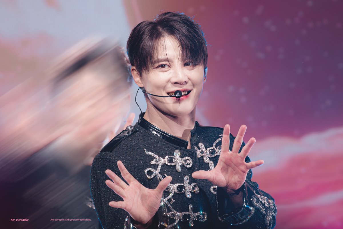 lucylallaice's tweet photo. 260620 XIA 6TH ASIA TOUR CONCERT 'GRAVITY' IN MACAU
🔗https://t.co/5kEo3fd3hp 

#김준수 #XIA https://t.co/o9EeoHpgpa