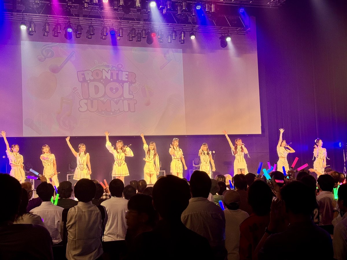 whsp_official's tweet photo. ◤🌟「FRONTIER IDOL SUMMIT」ありがとうございました🌟◢ 
#FRONTIERIDOLSUMMIT #フロンティア #ホワスピ

会場の皆さんからの声援、たくさん届きました✨
今日のパフォーマンス楽しんでいただけましたか？🤍

🎧本日のセトリ
1.非常手段（Edit ver.）
2.純愛トースター
3.その世界線を生きている
4.ポラリス（北極星）
5.I do love you!

明日は...「TOPPING PARTY」に出演します✨
WHITE SCORPION の出演順は【3番目】です❕ 
このイベントでしか見られない演出をぜひご覧ください👀✨

「ライブナタリー presents “TOPPING PARTY” Supported by Pococha」
🗓️7月2日（木） 
⏰開場 18:45 / 開演 19:15 
📍東京都 Otsuka FUTURE:

⚠️チケット購入は【本日23:59まで】🎫
🔗 https://t.co/PPbYAgtQTL