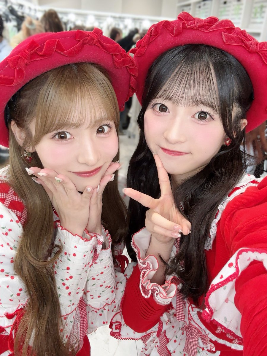 秋山由奈 tweet media