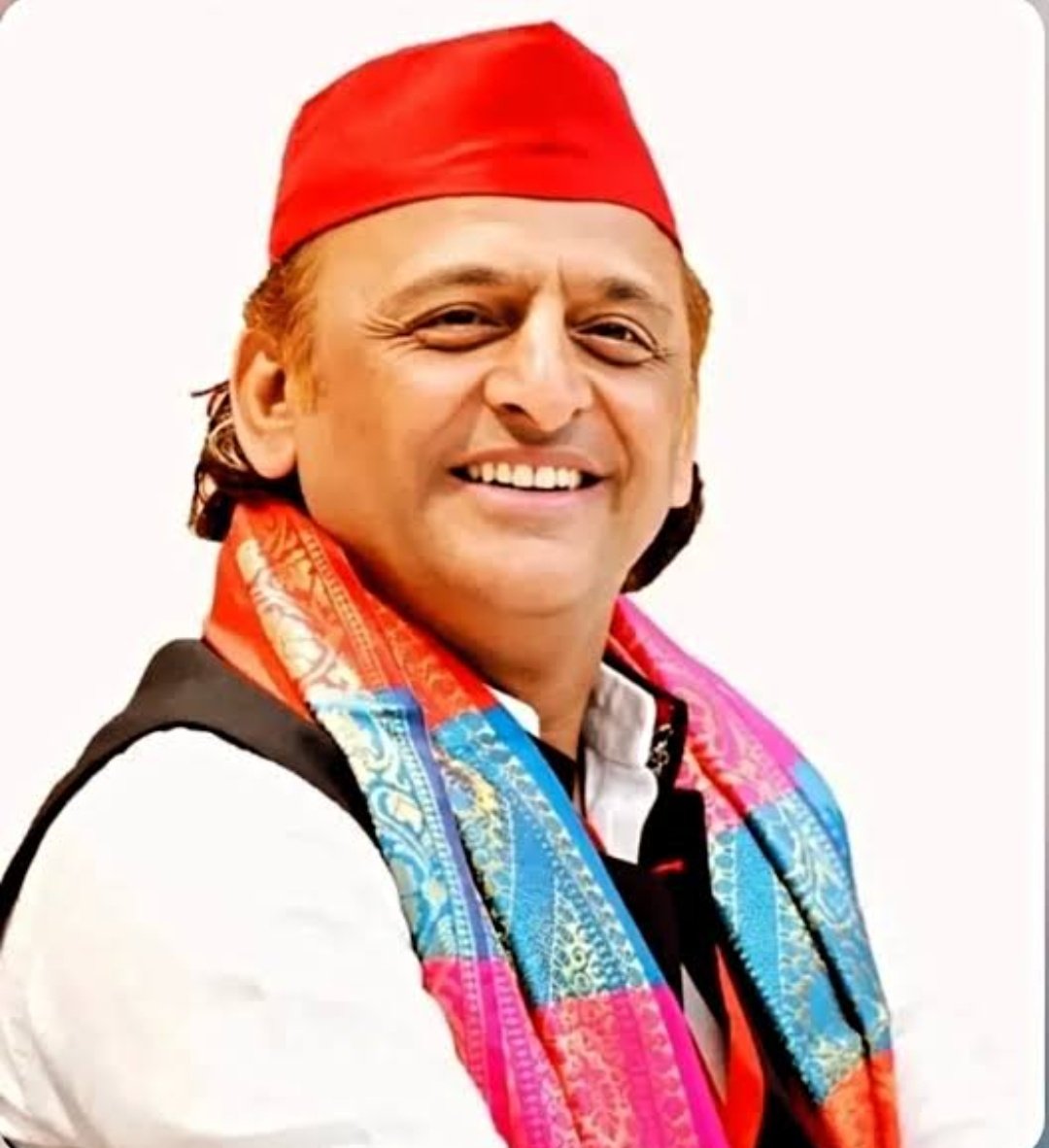 imshashank_3333's tweet photo. उत्तर प्रदेश के पूर्व मुख्यमंत्री माननीय श्री @yadavakhilesh भैया जी को जन्मदिवस की हार्दिक शुभकामनाएँ।💐🎉🎂 जमीनी कार्यकर्ताओं और मतदाताओं का सम्मान ही जनविश्वास की सबसे बड़ी पूँजी है। यह विश्वास आपको निरंतर सफलता और जनसमर्थन दिलाता रहे। https://t.co/ViOgHOHTLS