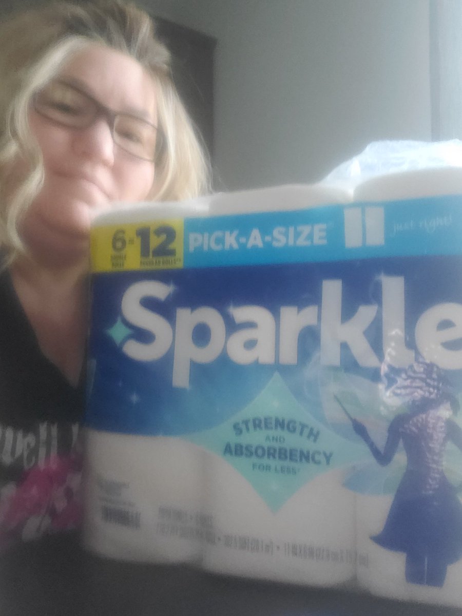 EmeryLeeann's tweet photo. “I received real tissues from Aisle Secrets: Merge the Drama.” https://t.co/lszDxbIb8i