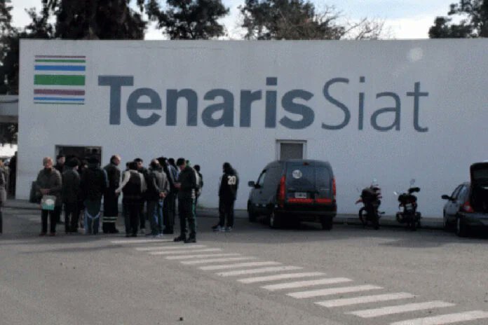 SurPortal's tweet photo. Valentín Alsina: Tenaris Siat despidió a 150 trabajadores.
https://t.co/hBtRwBoPZM https://t.co/ziCQu5BNsz