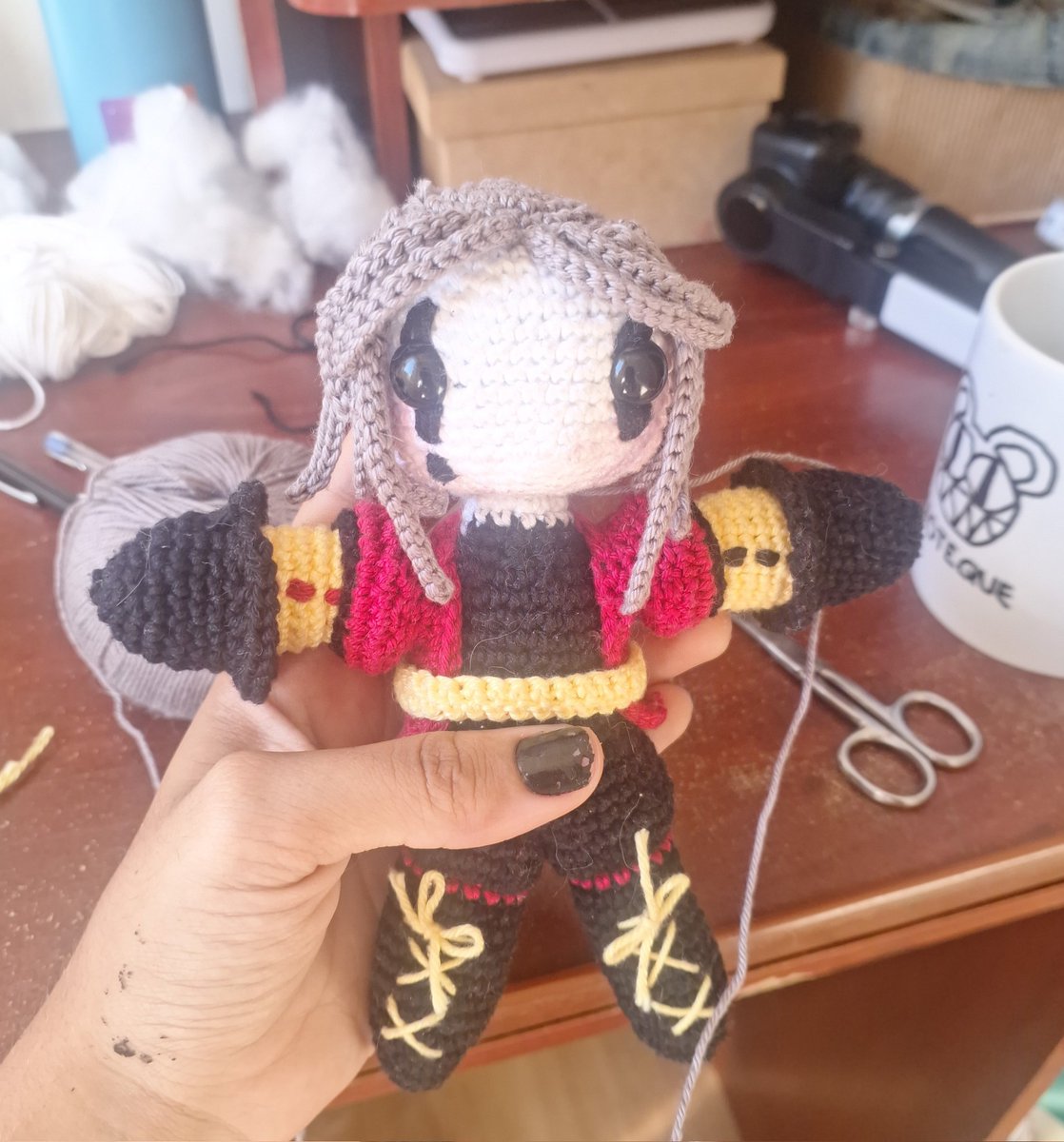 maiartprofile's tweet photo. só quem faz plushie detalhado sabe como personagens com cabelo longo demoram... é uma das partes mais legais também https://t.co/rL4GBFT5Ro