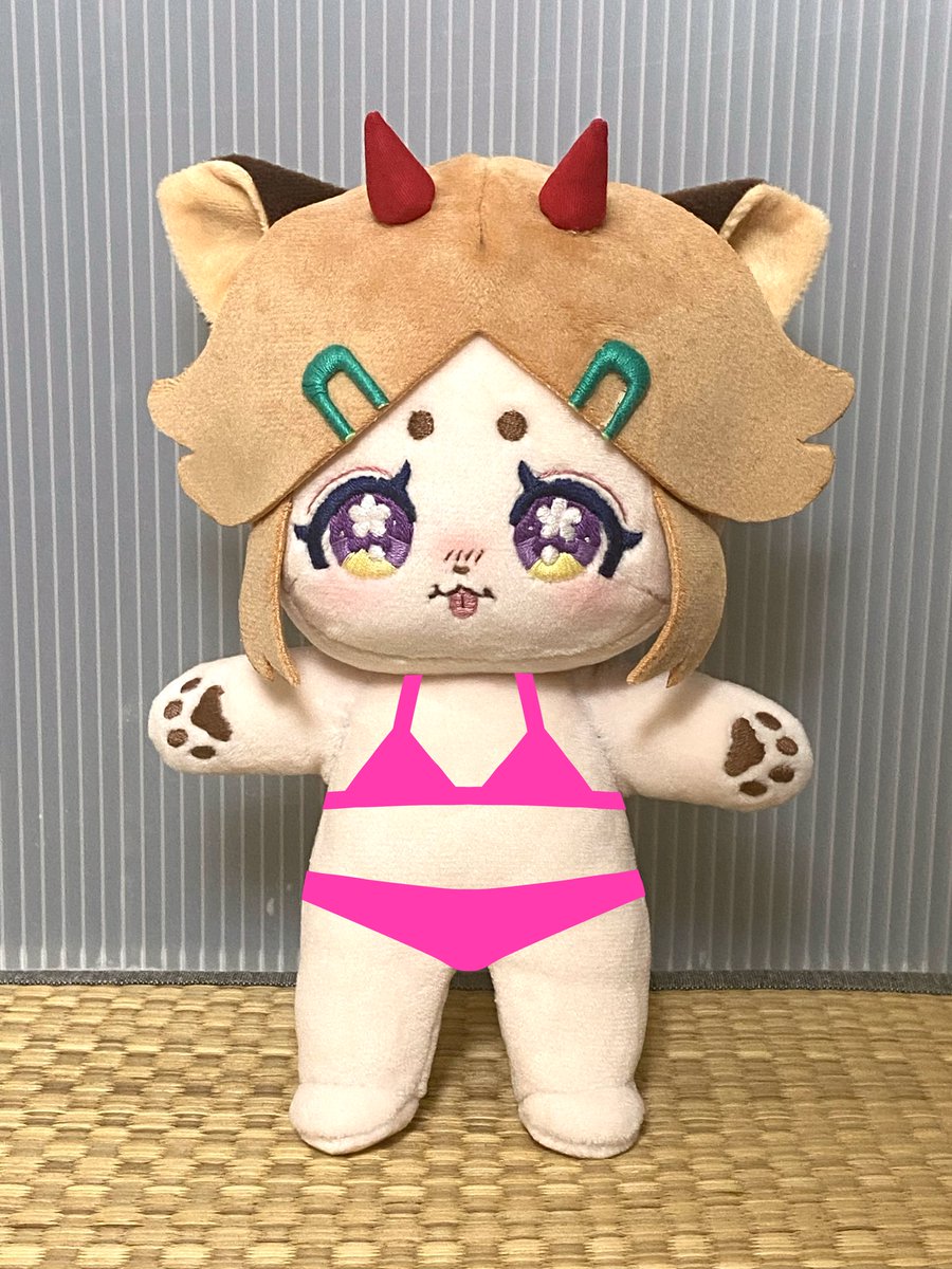 noncha2015's tweet photo. 出来た…顔の刺繍何回もやり直したり髪型悩んだりでなんだかんだ1週間かかった…
次は服作るんや！ https://t.co/Bvku2BEoAC