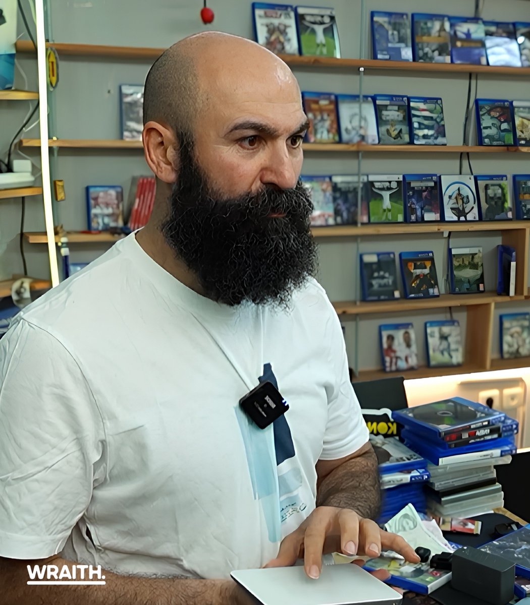 platcornweb's tweet photo. PlayStation, 2028’den itibaren yeni oyunlar için fiziksel disk üretimini durduracağını açıkladı. https://t.co/Ns8lczgjNK