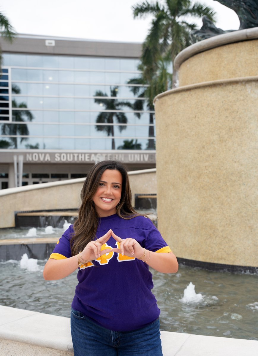 DPhiEIHQ's tweet photo. #WhyDPhiE—Meet Adriana from our Beta Tau Chapter! 

"This organization has helped shape me into the leader I never thought I could become while surrounding me with some of the most empowering and inspiring women I have ever met." 

#WhyDPhiEWednesday https://t.co/rNvEXEvTHZ