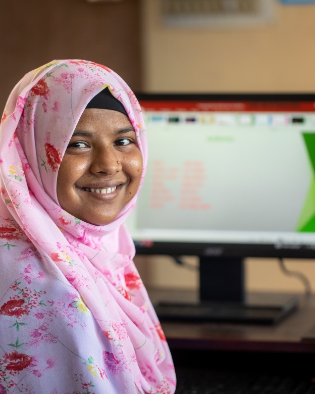 GPforEducation's tweet photo. Poverty and a disability forced Urmi out of school in grade 6.

But with support from GPE and @UNICEFBD, she enrolled in a non-formal education program in 🇧🇩 Cox's Bazar, getting the skills she needs to become self-reliant.

#FundEducation #MultiplyPossibility https://t.co/YlcIbCoIBi