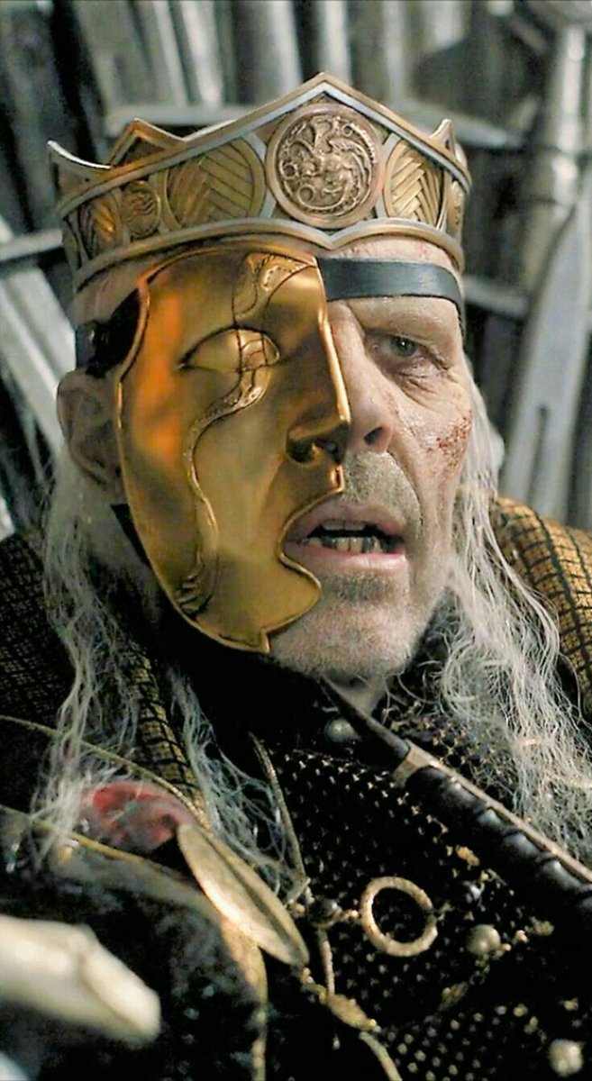 OluwaSamuelXVII's tweet photo. Can we say Viserys bizzare old age and Haelena's autism are caused by the Targaryens in-breeding? https://t.co/MP9AbQ0ErP