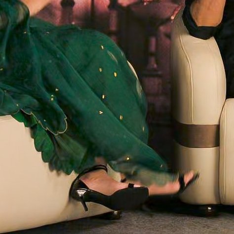 Sweety_ShettyFc's tweet photo. heels madam perfect for height🥹

#AnushkaShetty https://t.co/9kqFrx1bZE