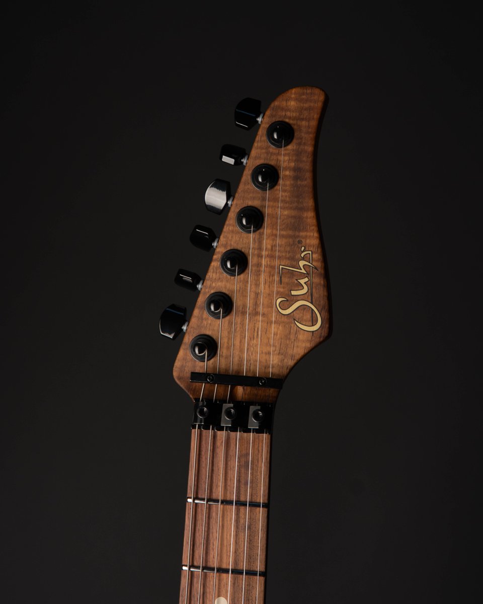 SuhrCustom's tweet photo. A Figured Koa Modern built for the Good People at Okada International!

Instrument Specifications:
Serial Number: 89880
Model: Modern
Finish: Natural
Wood: Mahogany Body with Figured Koa Top
Neck: Mahogany Neck with Pau Ferro Fingerboard https://t.co/clS12o1PFa