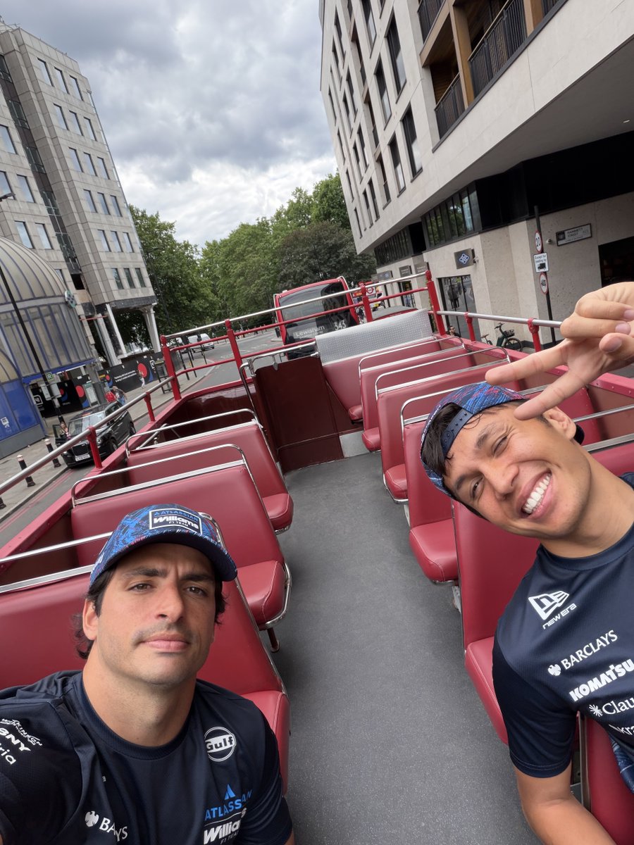 WilliamsF1's tweet photo. Taking Team Torque on the road 🚌🇬🇧🎙️

Full episode drops this Friday 📆🔜 https://t.co/pvNvi0CRXr