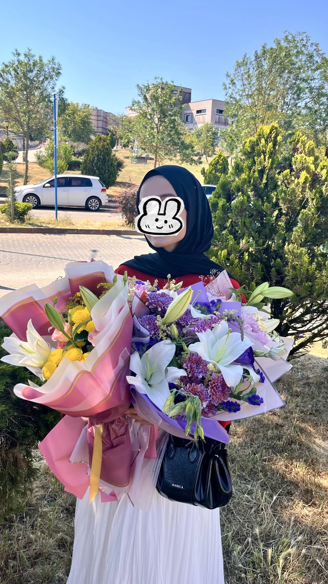 zeynppkya's tweet photo. Keşke hepsi benim olsaydı …
çook güzeller  🌸💖 https://t.co/W8FtyY1ctA