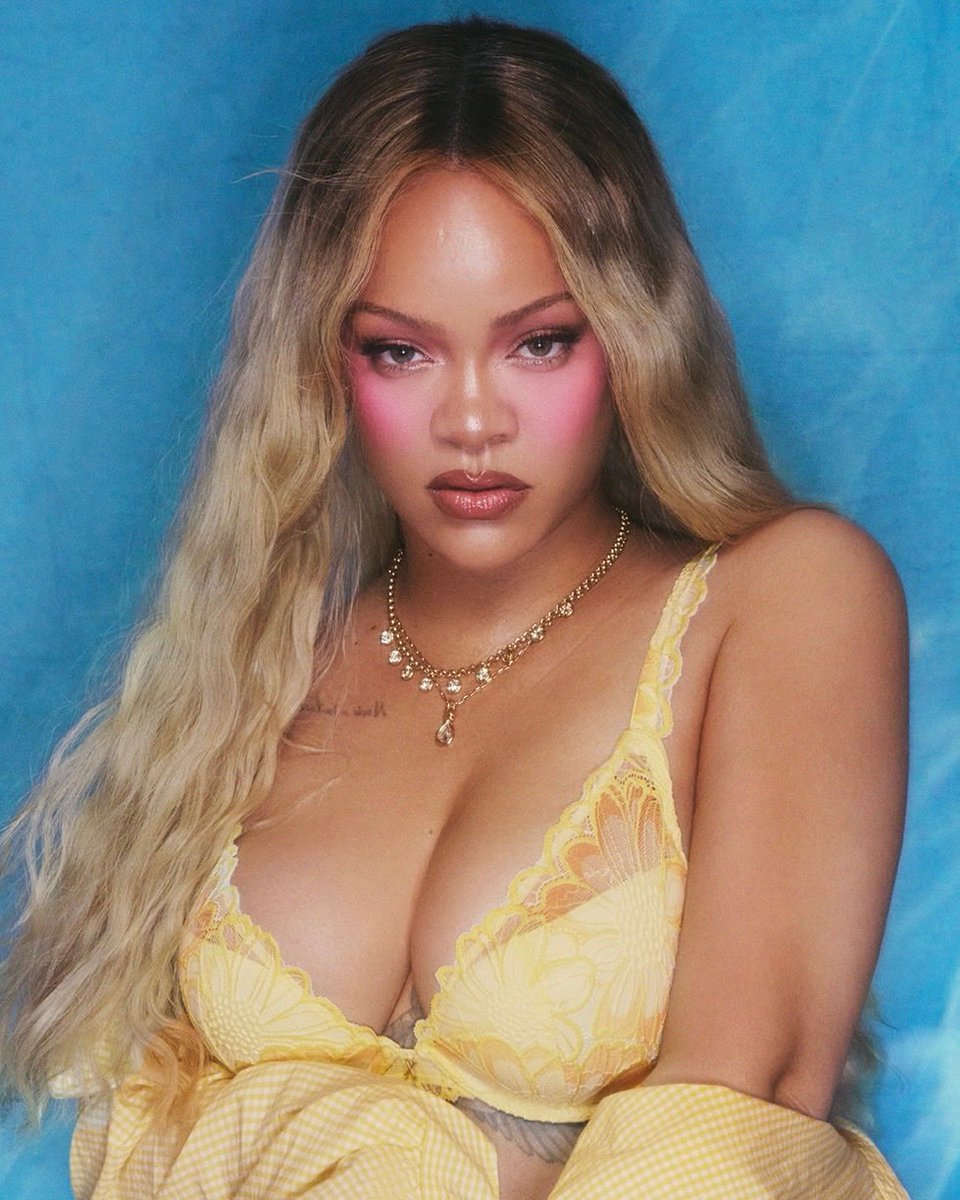 hqfenty's tweet photo. Rihanna for Savage X Fenty. https://t.co/BxdDNzg5DA