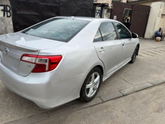 echidiimemotors's tweet photo. DISTRESS OFFER!

The Exquisite 2013 TOYOTA CAMRY SPORT EDITION (Foreign-Used).
Acquisition Value: ₦10,499,999 Only.

A meticulously preserved masterpiece offering velutinous comfort, whisper-quiet performance, and enduring prestige. 

Payments accepted via Naira, Dollar, USDT, or Bitcoin.

Curated by Echiony🪶