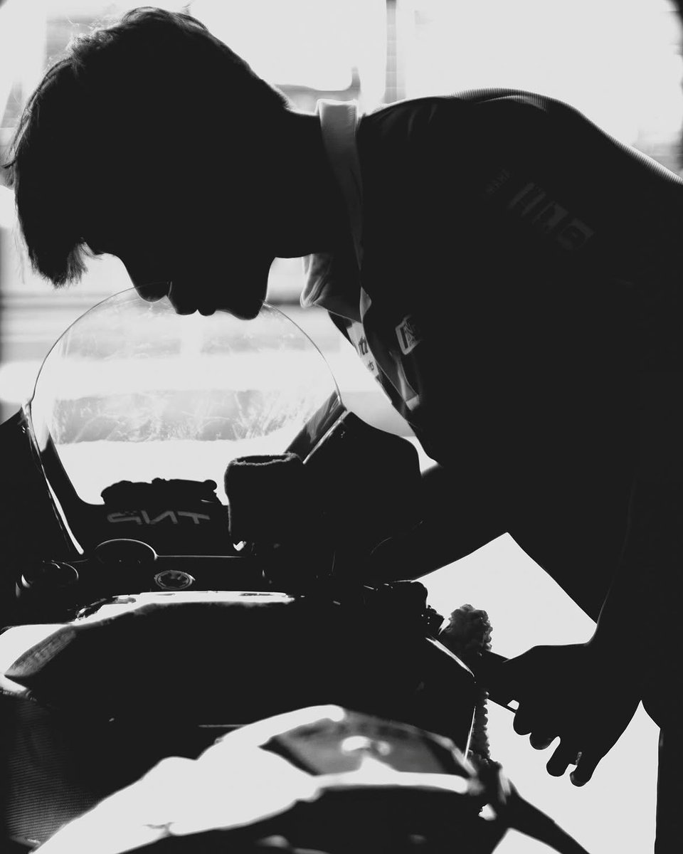 TrendsPawat's tweet photo. [01.07.2026] hin_minthada IG post 

🏍

@ohmpawatt #ohmpawat #โอมภวัต https://t.co/ze2UETcG2q