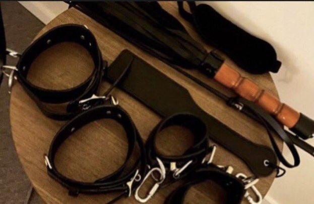 ALL_TEST_DOM's tweet photo. I’m into all test dommie like ♠️
Goon 🥵
Porn feeding 🤤
Sessions 😮‍💨
BBC Test 🍆
Sissy Test👙👗
Obedient Slave 👠
etc…………..😵‍💫♣️♠️

Dm Mommy for any kind of sessions 😉 https://t.co/3XDMWbhu8a