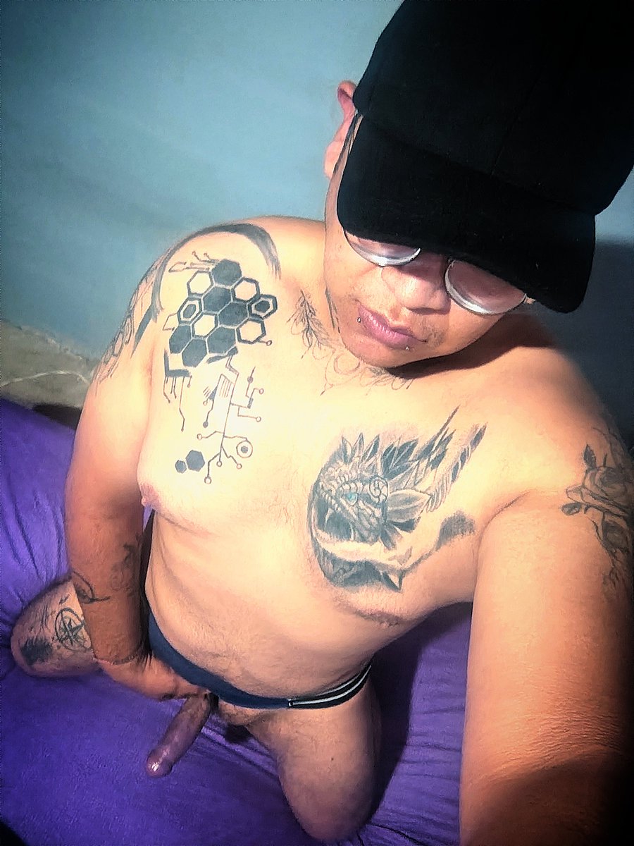 act34hot's tweet photo. @Diego19uwu @CatadorChiles @CruisingenlaFes Sigo yo 😈 https://t.co/RFLa4KEL9a