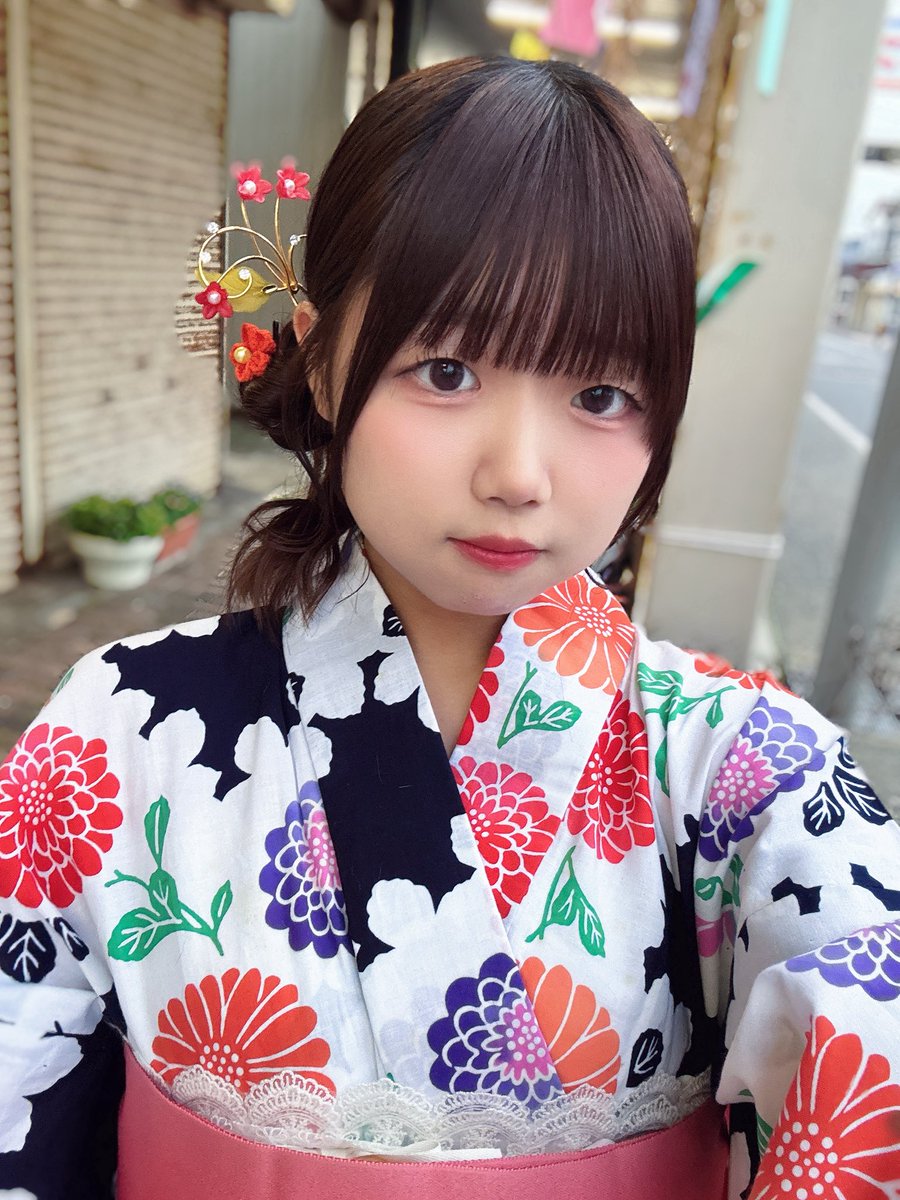 yuka_meilicharm's tweet photo. 五徳屋さんありがとうございました！
大盛り上がりで楽しかった🎶

浴衣のゆかの部分 https://t.co/0Q8ZzwsGXC