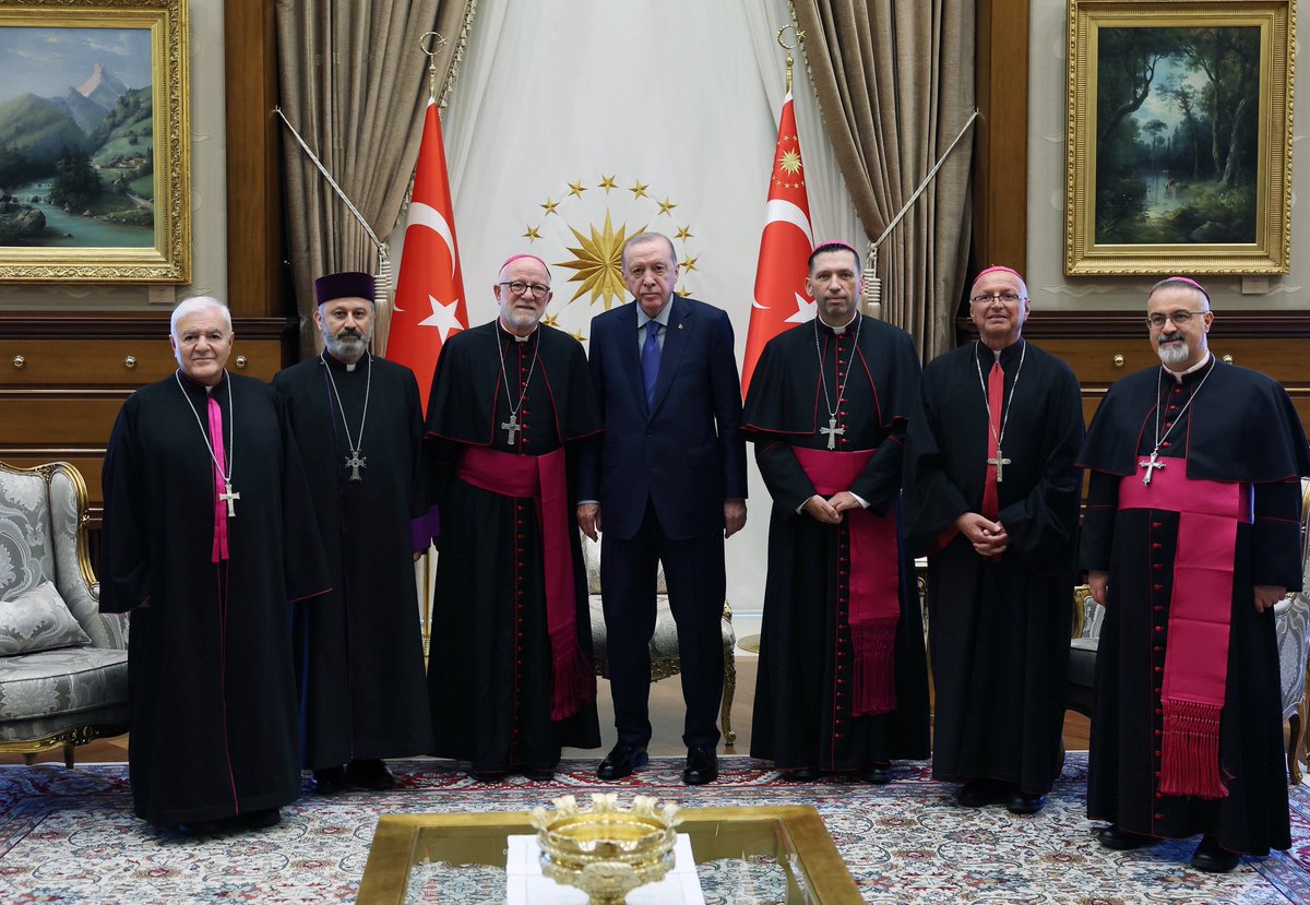 trpresidency's tweet photo. President @RTErdogan received a delegation of the Conference of Catholic Bishops in Türkiye at the Presidential Complex. https://t.co/Q9DimCBcGJ