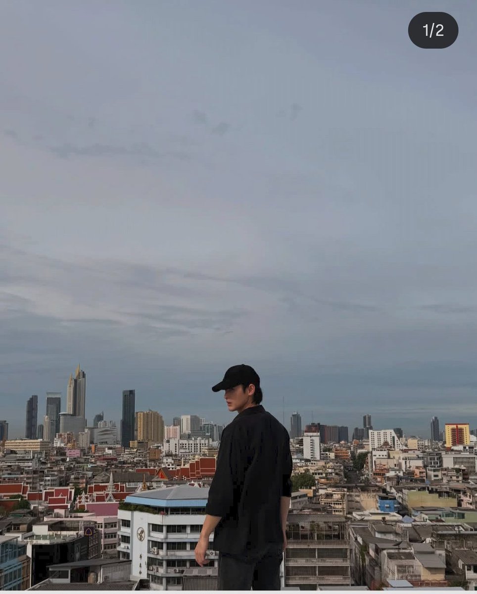 Wongyup1525's tweet photo. คนหล่อครับผม  ไกลแค่ไหนก็ยังหล่อ

#เก้านพเก้า  #number_9th
#บ้านฟ้า

https://t.co/k42o7IgdxI https://t.co/1hDd0cobYF