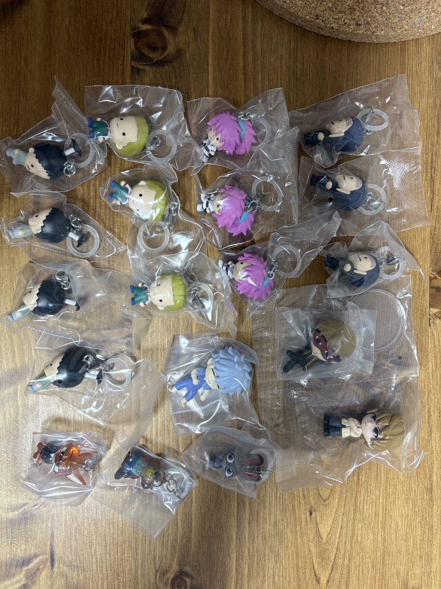 a369783's tweet photo. @ponpon_fam コメント失礼します。
下記の写真から交換可能なものありますでしょうか？
検討よろしくお願いします🙇 https://t.co/QJzt6f10TU