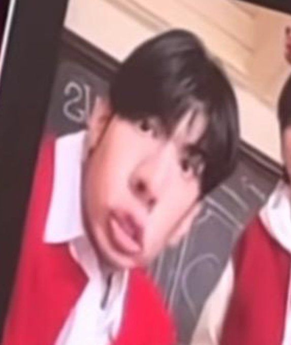 saraanghaee30_'s tweet photo. #💌 - ikan buntal dan ikan lohan 🥰🥰🥰💔💔💔💔

#SaiSelcaDay #42SD #SSD #TWS #TWS_PLEDIS #투어스 #247WithUs #DOHOON #도혼 @TWS_PLEDIS https://t.co/DOczCyrZ3f