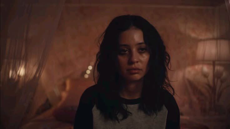 dolliciousness's tweet photo. this is genuinely how i’ve looked since the announcement https://t.co/fJH8tDPJwn
