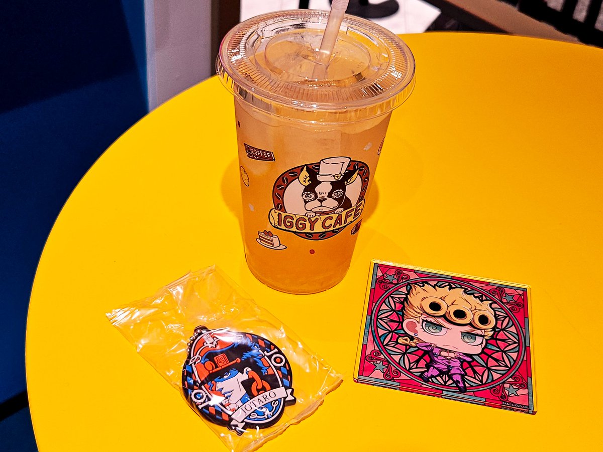 hidechan_love69's tweet photo. 念願のJOJO WORLD☺️💝
ガチャガチャは推しの承太郎が出た💕
イギーカフェようやく行けた～🐕️☕️
思ったよりこじんまり👀w
ドリンク付きのランダムアクリルコースターはジョルノ✨デザインが素敵🙌
敵キャラは吉良吉影が一番好き💝
承太郎のアクリルスタンド等も購入🎶
#キリトリセカイ #ジョジョ https://t.co/b6g3nreTLP