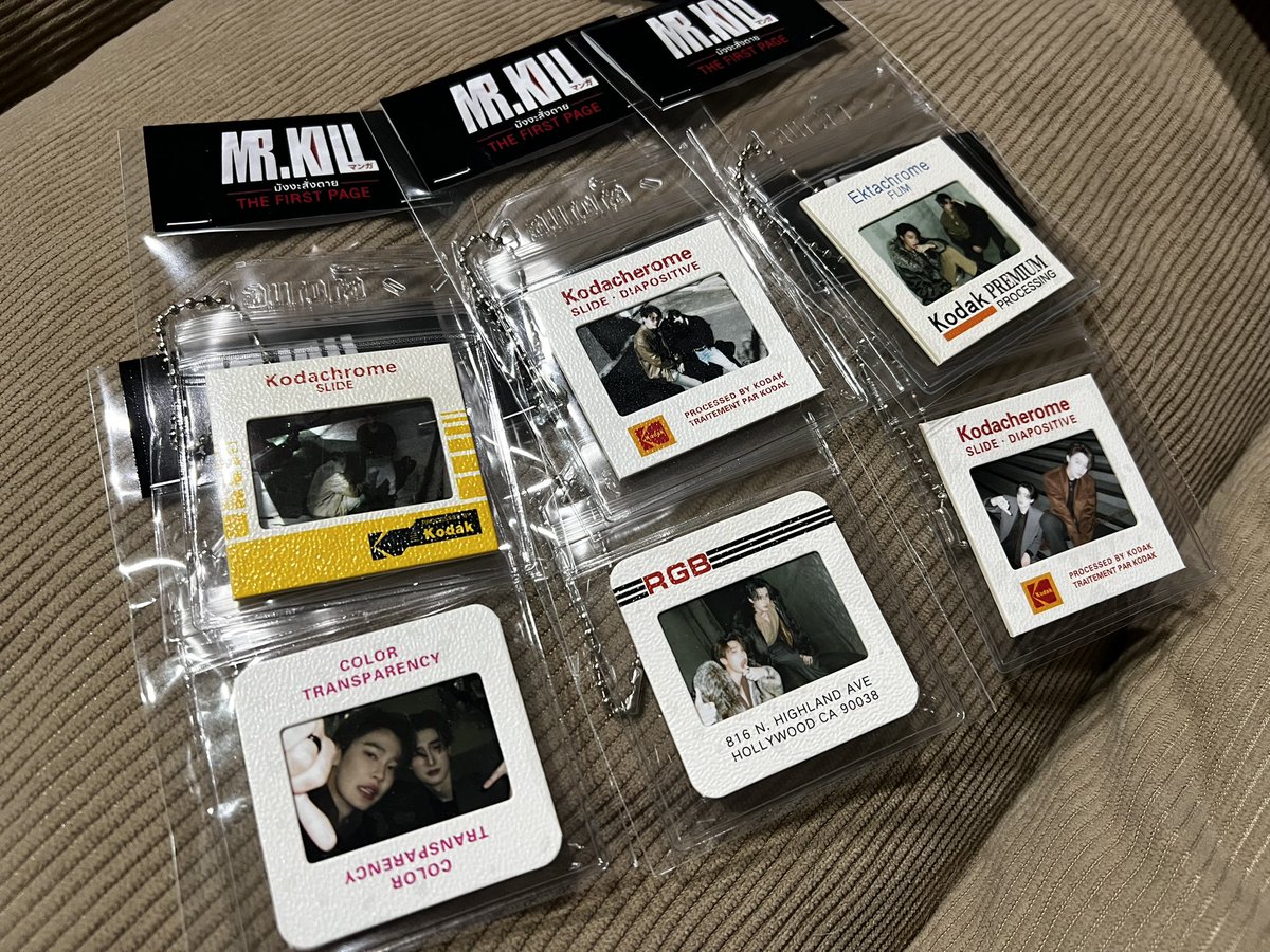 infernoy27's tweet photo. GIVEAWAY #MrKillSeries The First Page
👨🏻‍🎨👮🏻‍♂️ 

50 ea. Only naaaa~

7 JUL 2026 | The Mall Bangkapi 
เวลาจะแจ้งอีกทีคับ

พี่สาวน้องธีตั้งใจทำมาแจก ei ei 🫶🏻🤎🩵
มารับกันหน่อยน้า 🥺 

#DEWTEE #ดิวธี https://t.co/WCTFiYA6oZ