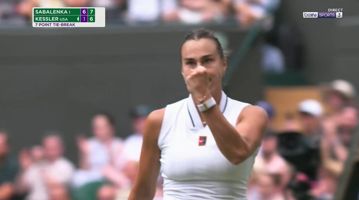 DieunipherDS's tweet photo. SABALENKA S’EN SORT DE JUSTESSE 😮‍💨

Accrochée par McCartney Kessler, la n°1 mondiale sauve 4 balles de set avant de conclure en deux sets (6-1, 7-6) et de se qualifier pour le deuxième tour de #Wimbledon. https://t.co/p5DTTSizTo