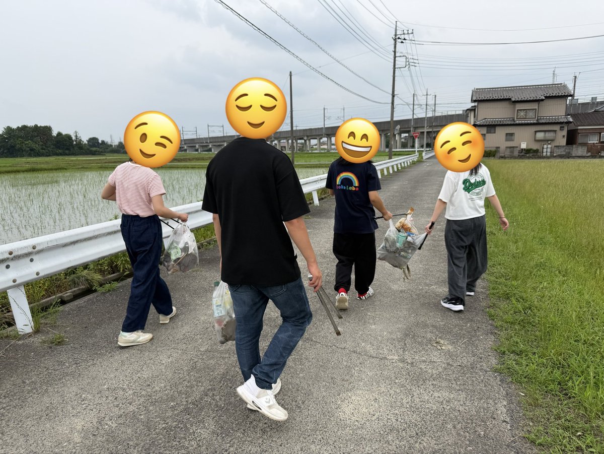 koko_labo's tweet photo. 中・高生限定day🌈
a.mそれぞれの学習
p.mゴミ拾い散歩🐾
それにしてもゴミ多すぎ…🌀
#フリースクールkkokolabo
#英会話朗読
#ブロック弊上でのバランス https://t.co/DeUU45IP50