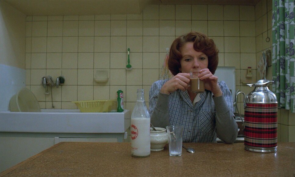 equipe86d's tweet photo. Favorite first watches of June.

Au hasard Balthazar (1966)
Rebels of the Neon God (1992)
Jeanne Dielman, 23 Commerce Quay, 1080 Brussels (1975)
The Last Run (1971) https://t.co/xfhFH0M0Q6