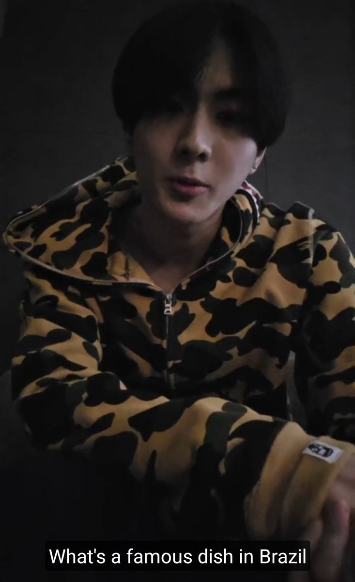 ftalsunoo's tweet photo. 🐈 what's a famous dish in brasil? 
🐈 i dont know, its my first time in south america 

PLEASE JUNGWON SO CUTE 🥹🥹 WELCOME TO SOUTH AMERICA🥲 https://t.co/fdqQijzVAz