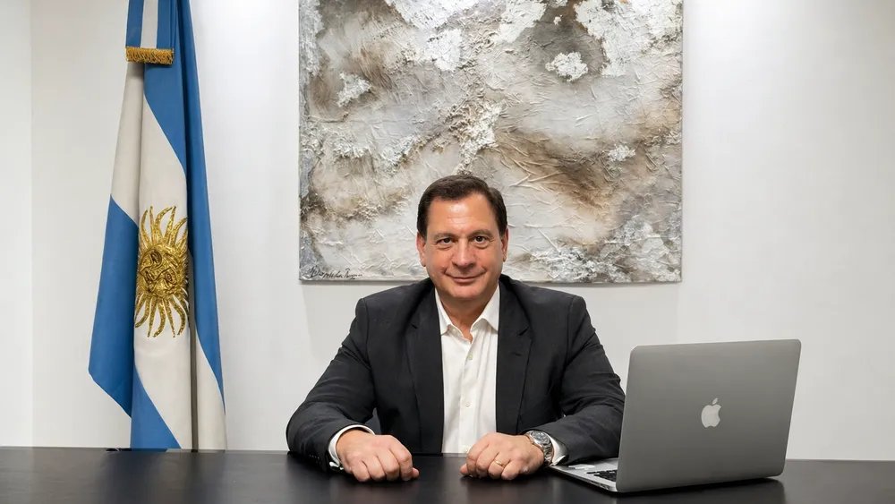 SandraFConte's tweet photo. Fernando Riccomi, presidente de WICO Combustibles: "Tenemos un paquete de inversiones de US$ 10 millones proyectado en Mendoza"
El directivo analizó qué puede pasar con el precio de los combustibles y qué está sucediendo con el mercado petrolero y del gas
https://t.co/GGywV6tkx8 https://t.co/4nK9mEdQ1l