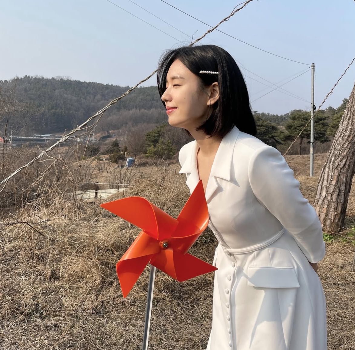 urpinkie's tweet photo. eunjin chose lee mijoo (the twins' mom) as the character who’s most similar to her, i thought it would be chu minha 😂 https://t.co/86UPBvsgpq
