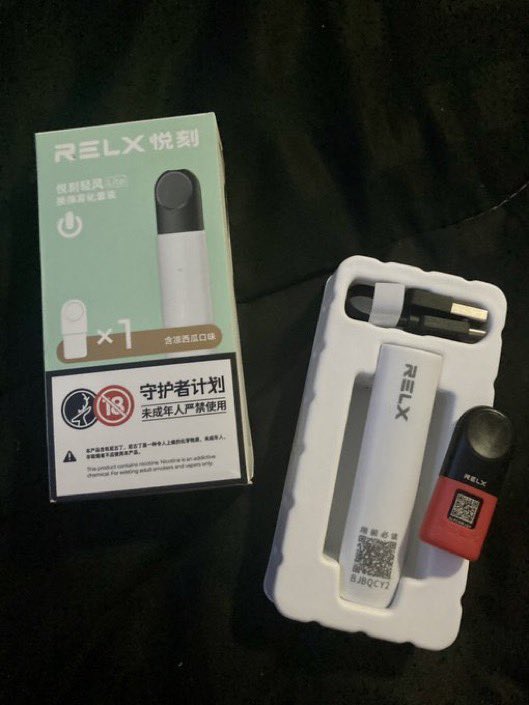 forwpard's tweet photo. Relx lite 🌼
— 490 บาทส่งฟรี
🌷แถมสายชาร์จ
🌷แถมหัวกลิ่นแตงโม 1 หัว
✅ยังสั่งได้อยู่น้า จะพยายามหาของมาให้ค่ะ 🥺😍
สั่งของทัก📲 podk24
#หัวพอตrelx #พอตมือสอง #พอตราคาถูก #พอต #พอตrelx #relx #relxlite #relxinfinity #Relxphantom #relxพร้อมส่ง https://t.co/pSaY6fHvdw