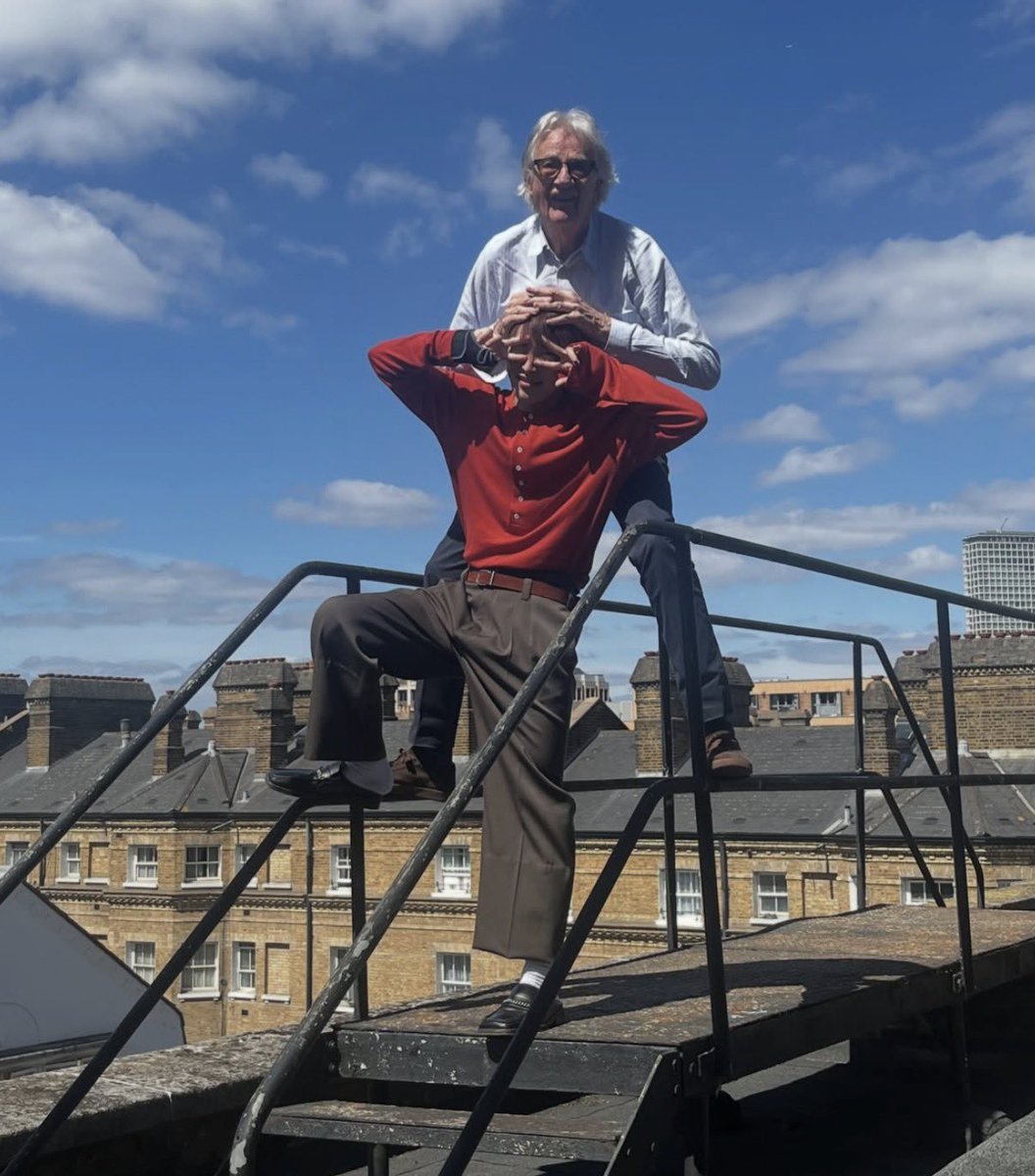HONGSMINGKI's tweet photo. hongjoong visiting paul smith and wearing + tagging vivienne westwood for schedules while in london….both uk based brands!! oh my fashion icon i adore you!! he’s just the coolest ever and so so soooo loved!!! https://t.co/f6GB89zkw6