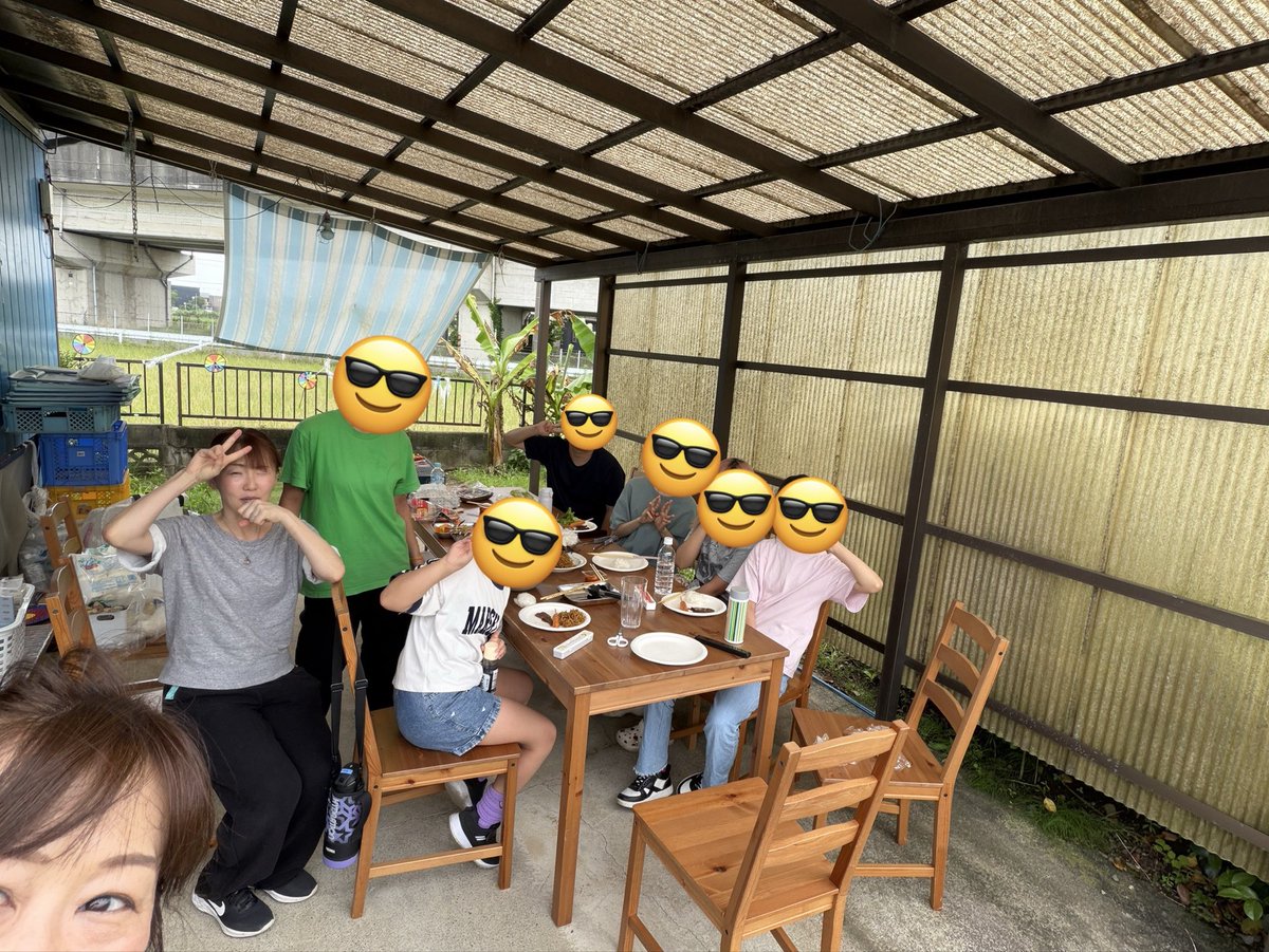 koko_labo's tweet photo. 昨日6/30のkoko labo🌈
久しぶりのBBQ🍖&amp;かき氷🍧
お外ごはんは、美味しいね😋
#フリースクールkokolabo
#子どもの居場所
#火の管理は高校生担当ありがとう
#マシュマロは2回脱皮可能 https://t.co/D40kpbWHOl