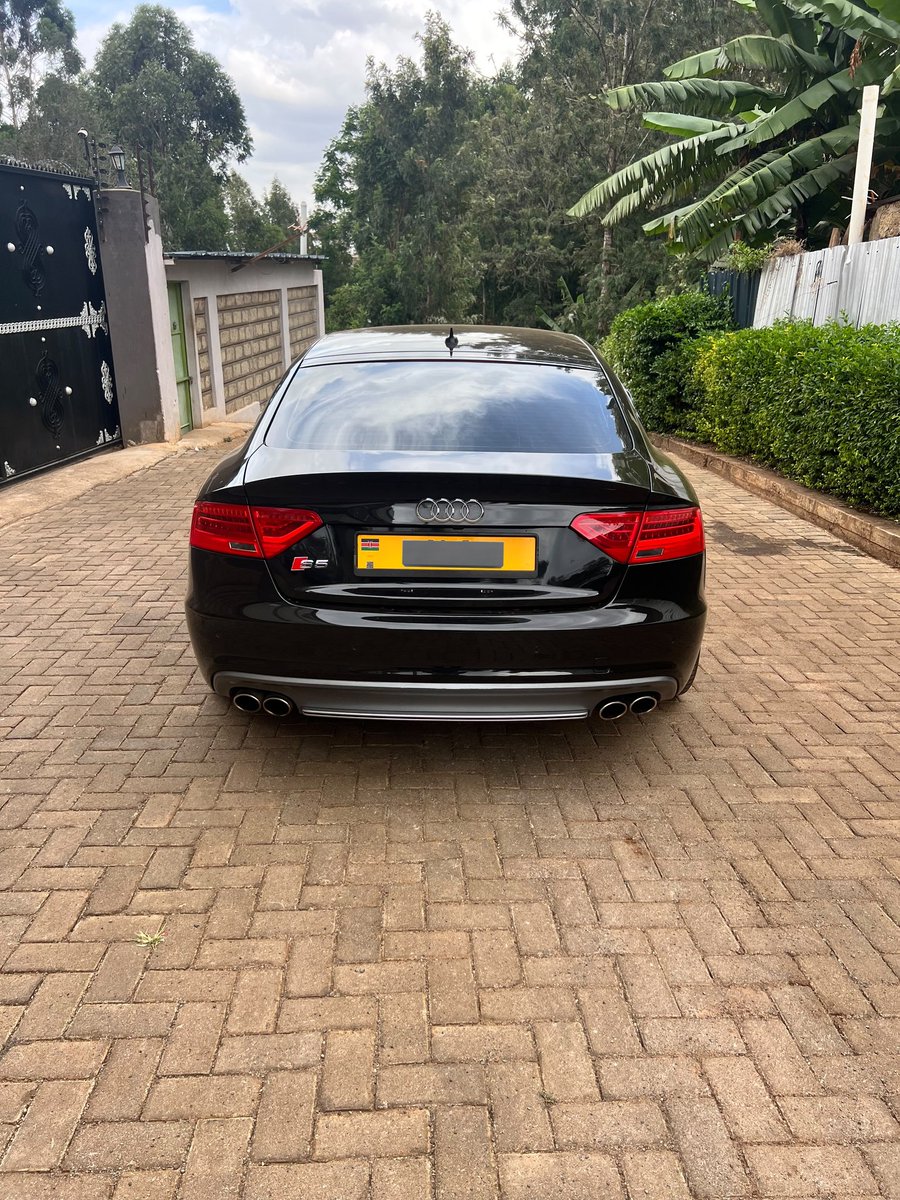 _saginii's tweet photo. *Audi S5 on sale*
Ksh. 3,600,000
0701888990
2015
3ltr V6 supercharged engine
Clean leather interior with Zero wear, extremely mint
Bang &amp; Olufsen sound system
Aftermarket Cold Air intake
Aftermarket Velocity Forged Rims wrapped in Michelin pilot sport 5 tires
87k kms https://t.co/fyylBmJkKs