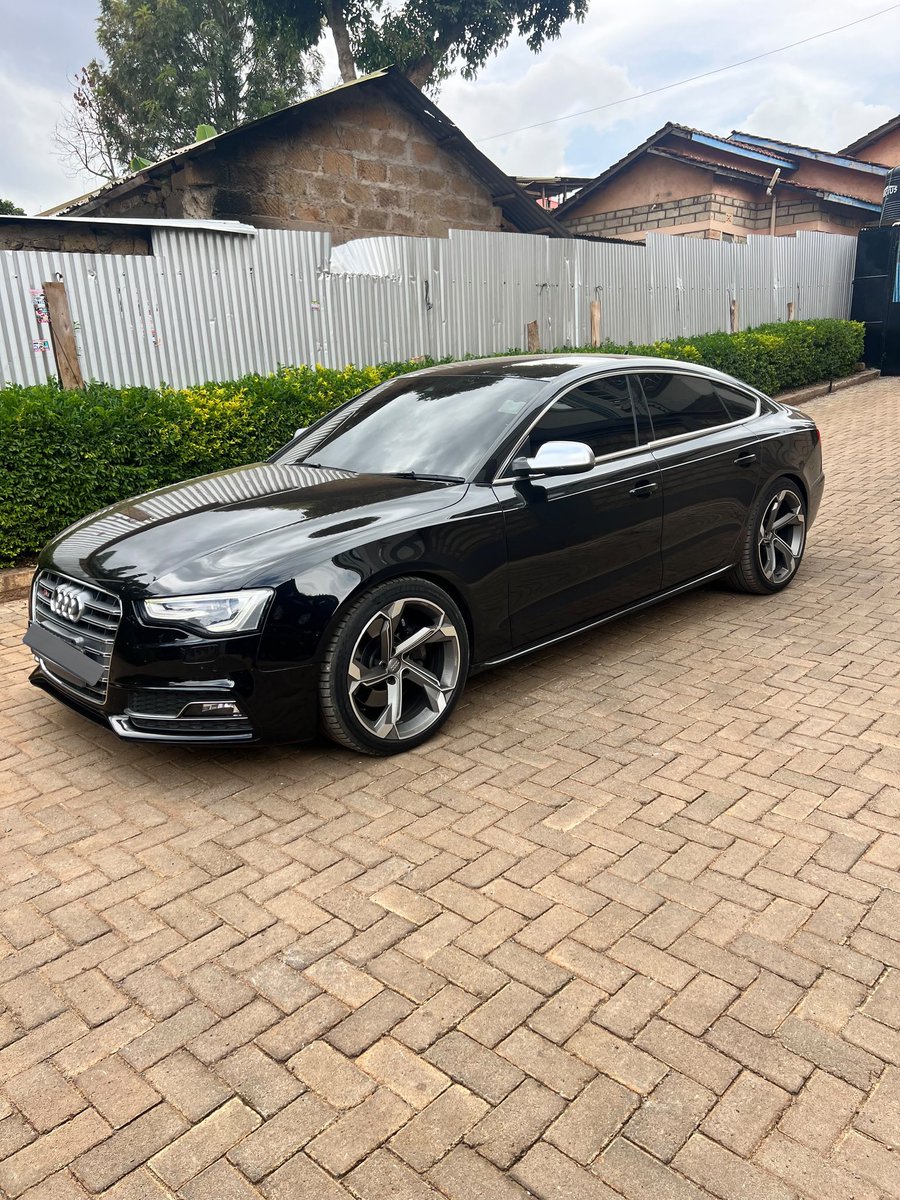 _saginii's tweet photo. *Audi S5 on sale*
Ksh. 3,600,000
0701888990
2015
3ltr V6 supercharged engine
Clean leather interior with Zero wear, extremely mint
Bang &amp; Olufsen sound system
Aftermarket Cold Air intake
Aftermarket Velocity Forged Rims wrapped in Michelin pilot sport 5 tires
87k kms https://t.co/fyylBmJkKs